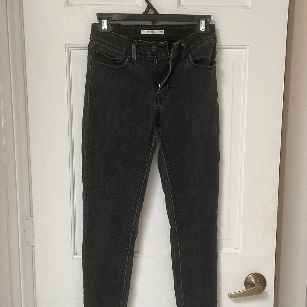 Levi's Women's Charcoal Skinny Jeans